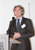 Sander Cohen, Deputy Head of Mission welcomes participants to the afternoon debate at the Netherlands Embassy to the EU 